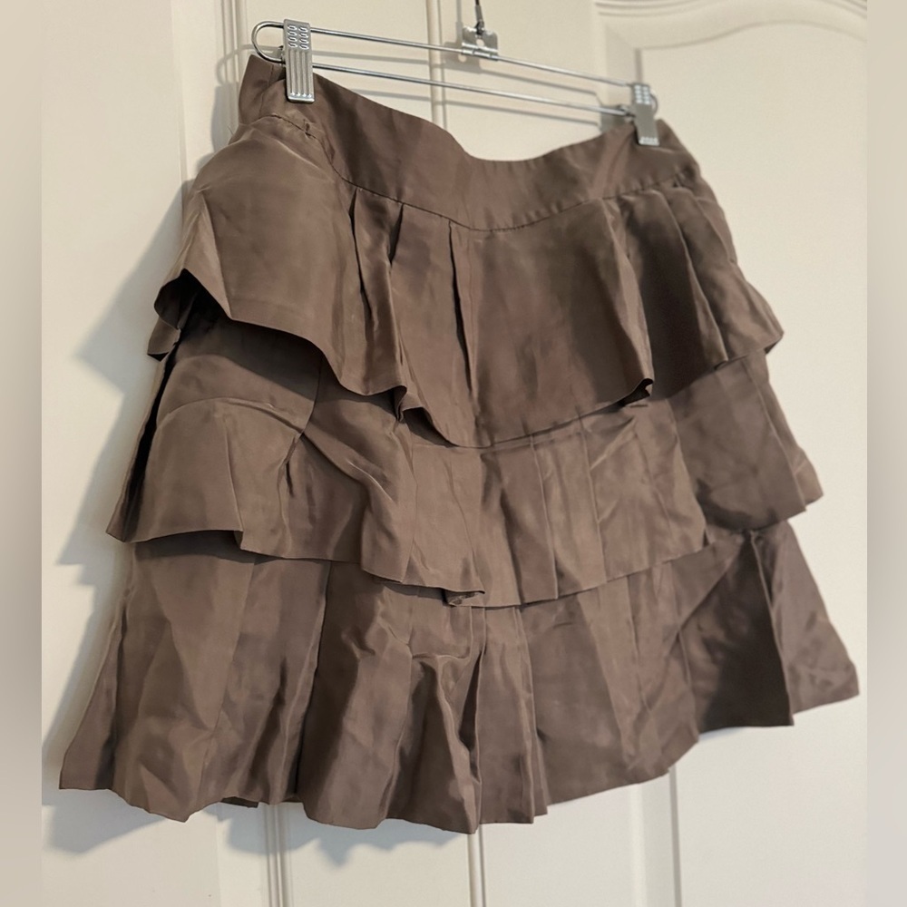 Banana Republic Women’s Tiered Ruffle Skirt - Picture 2 of 5